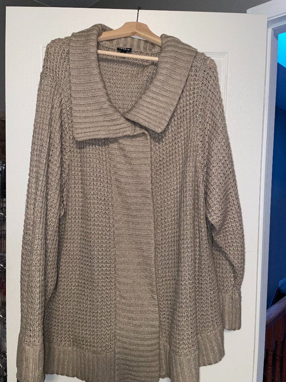 Title: Torrid Taupe Beige Chunky Open Knit Foldover Collar Cardigan Sweater - Si